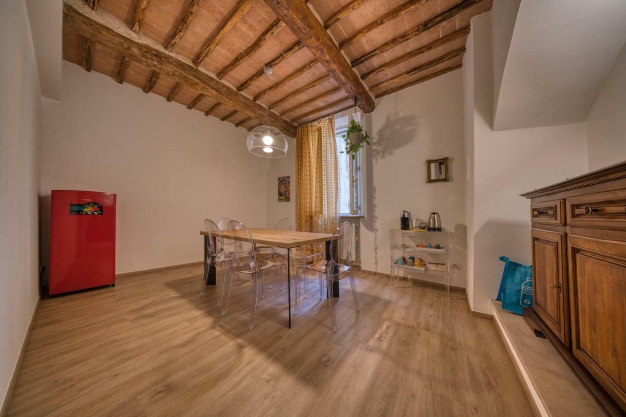 L'Indipendenza, la casa dei viaggiatori Appartamento Siena Esterno foto